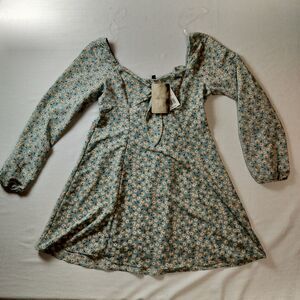 Lily Rose off the shoulder Mini Dress Size Large. Blue Yellow & White Floral